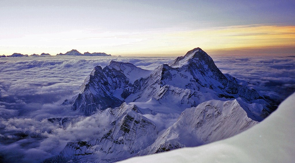 Andrew Brash - Mt Makalu from Everest